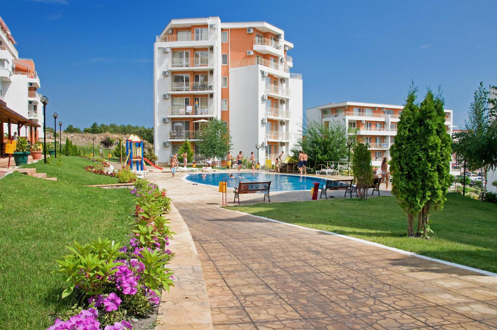 Crown And Imperial Apartments Sveti Vlas Exteriér fotografie