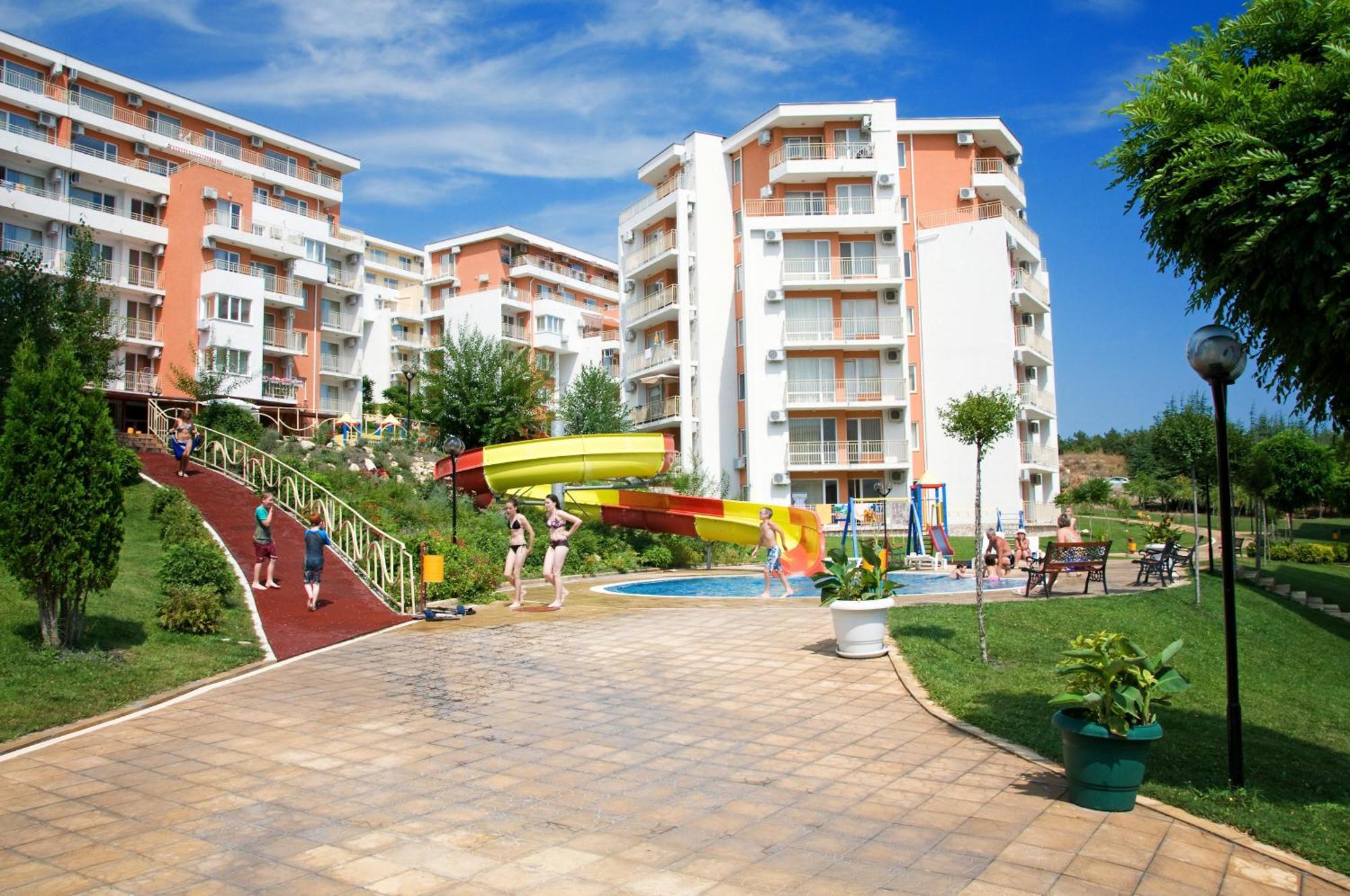 Crown And Imperial Apartments Sveti Vlas Exteriér fotografie