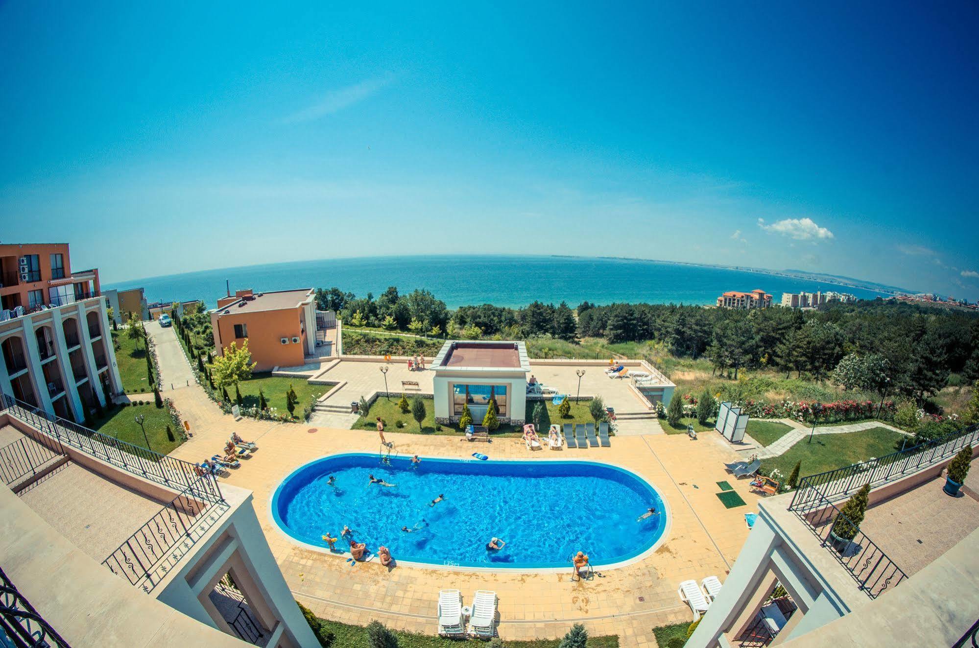 Crown And Imperial Apartments Sveti Vlas Exteriér fotografie