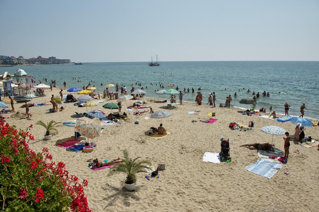 Crown And Imperial Apartments Sveti Vlas Exteriér fotografie