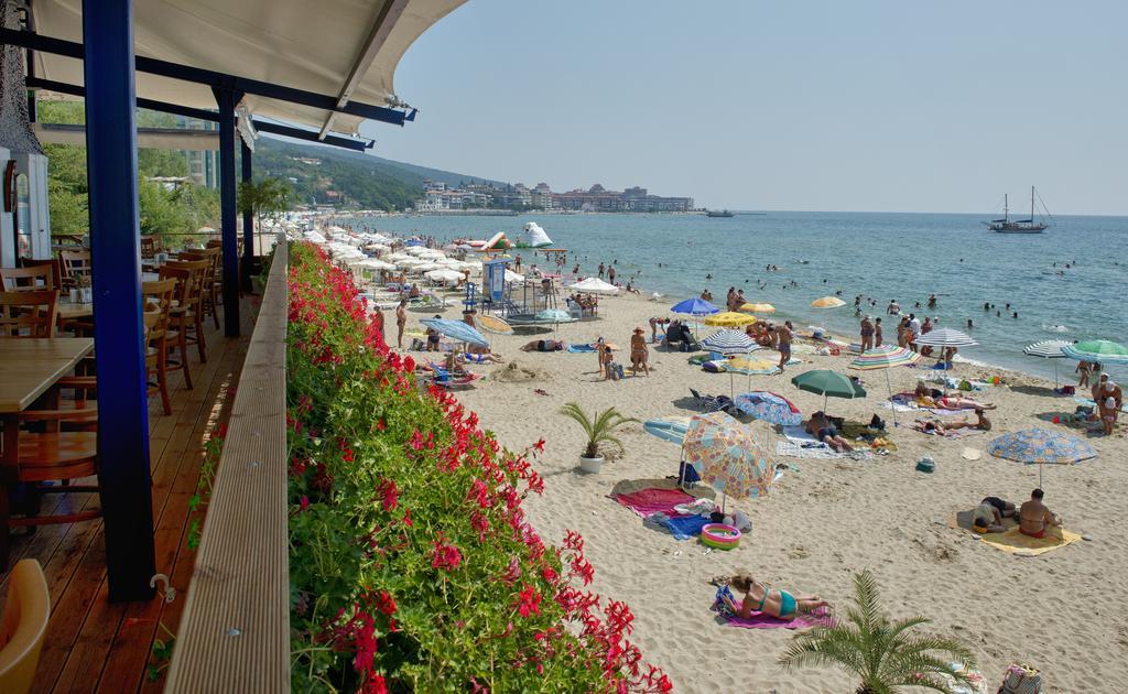 Crown And Imperial Apartments Sveti Vlas Exteriér fotografie