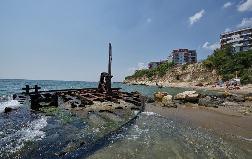 Crown And Imperial Apartments Sveti Vlas Exteriér fotografie